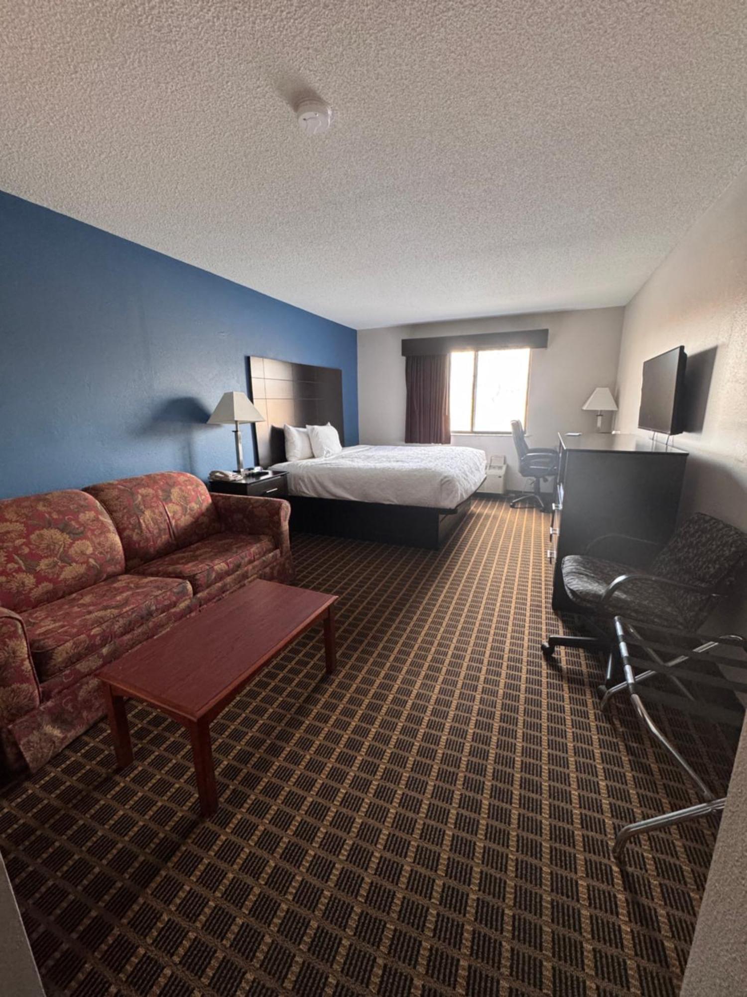Baymont Inn & Suites Richmond Экстерьер фото